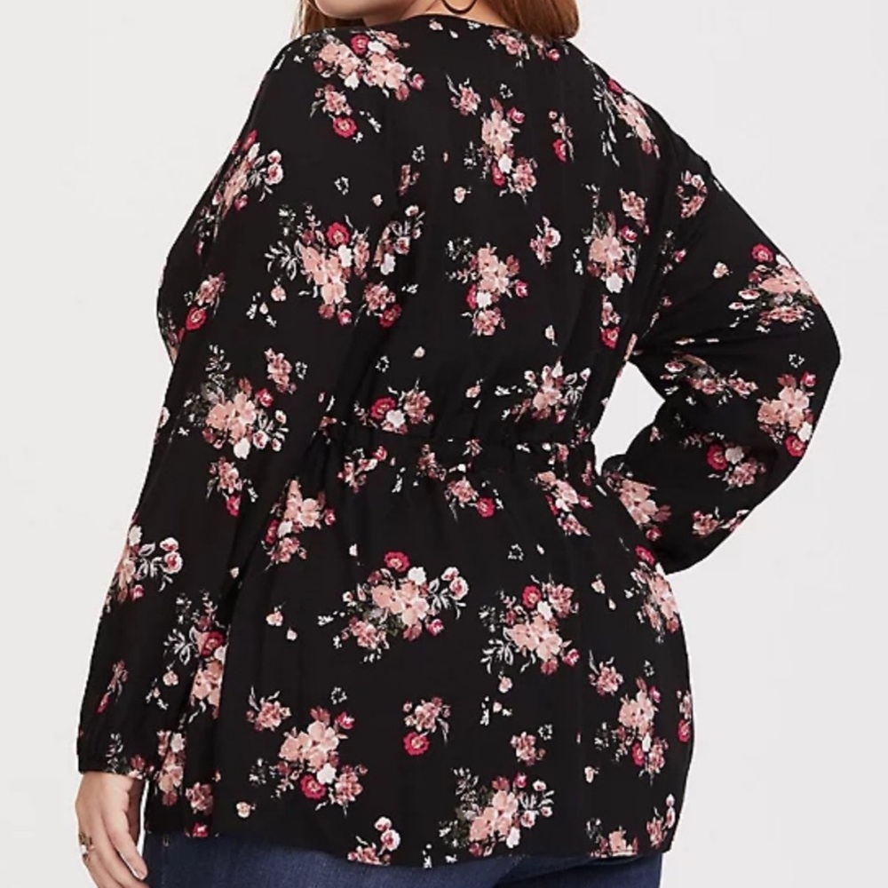 Torrid Floral Tie Front Blouse - Picture 2 of 2